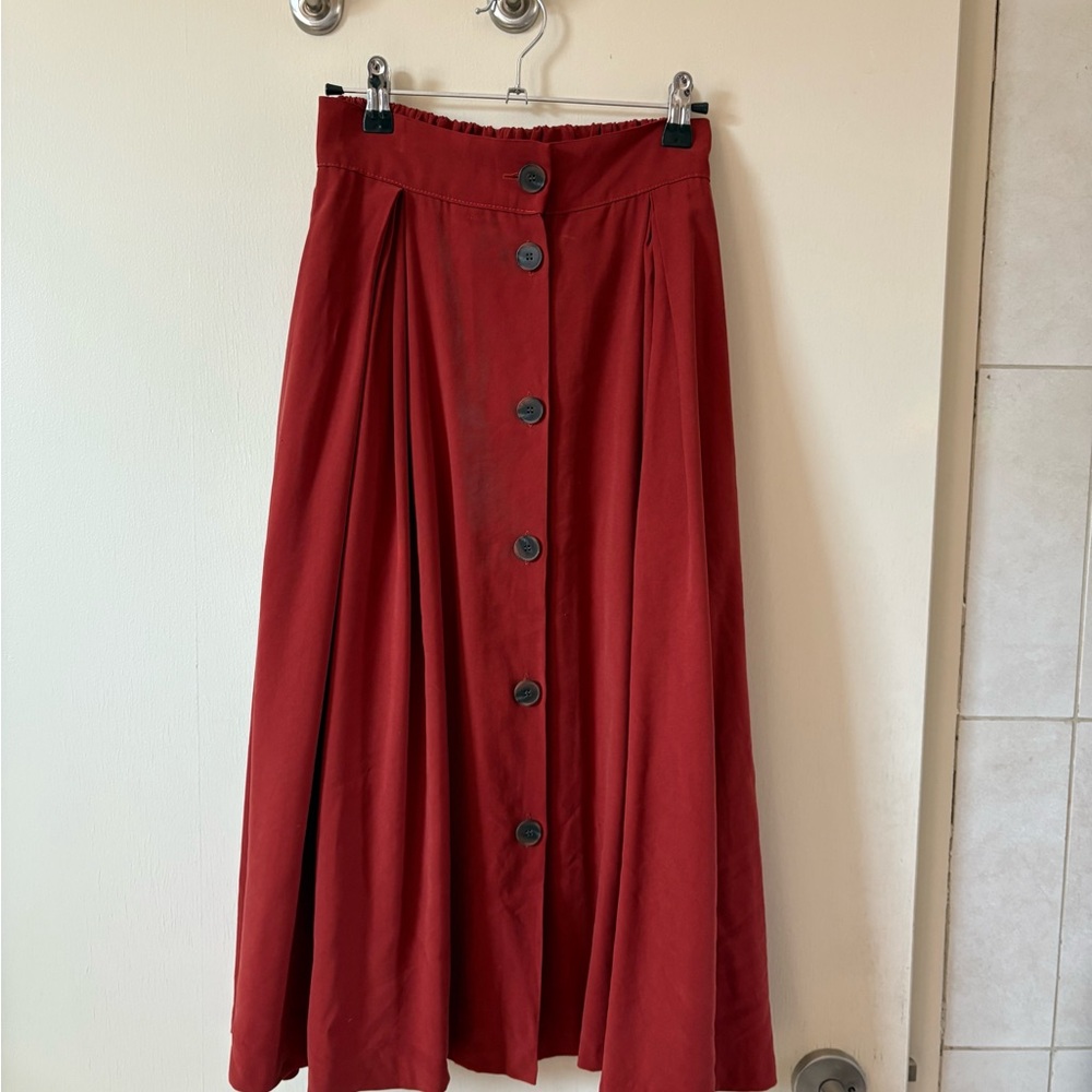 Pinkyotto Red Button-Front A-Line Skirt with Pleats - Picture 2 of 16